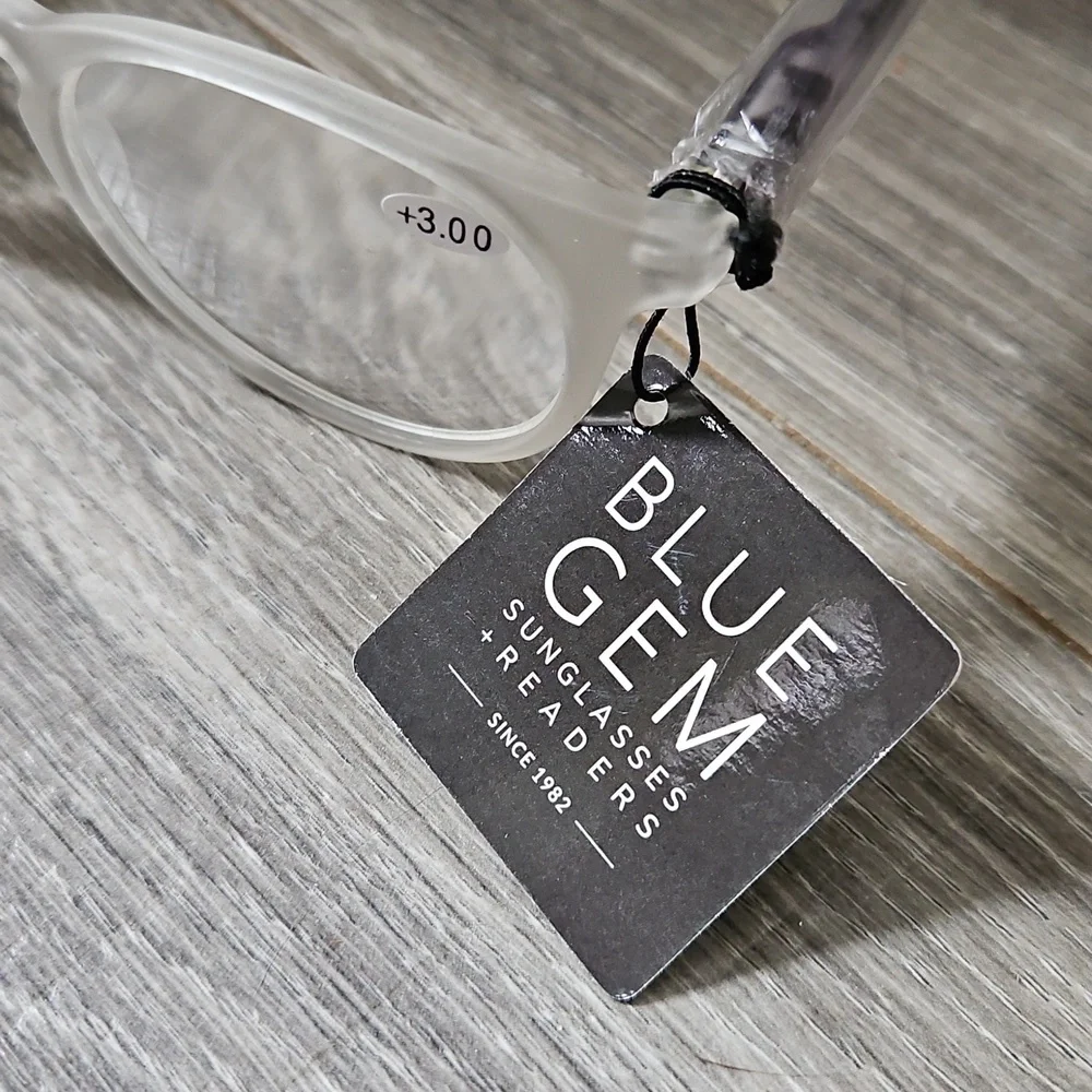 Clear and Grey 100% UVA/UVB Protection Reader Glasses +3.00 NWTs